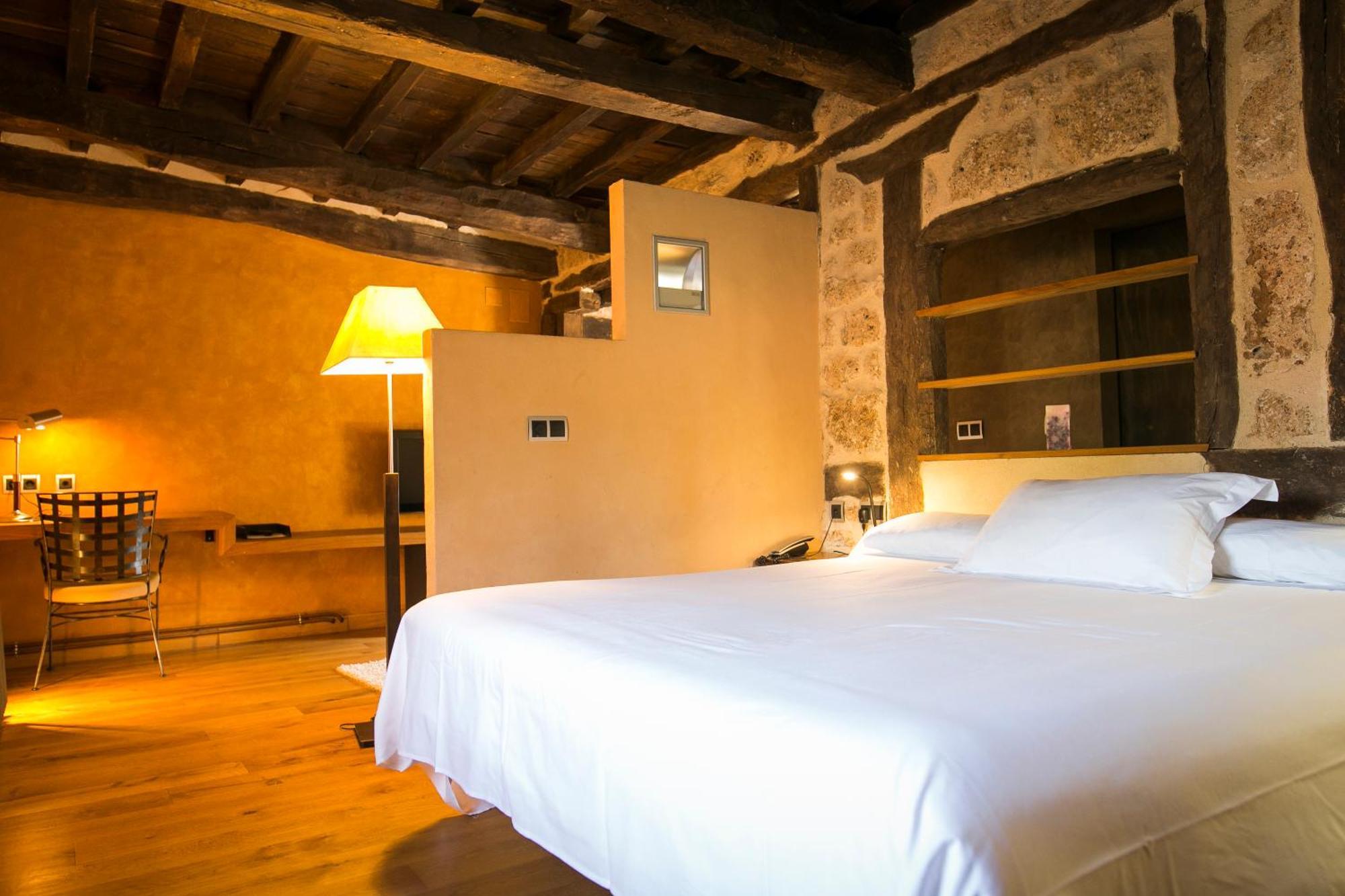 Hotel Boutique El Convento De Mave Santa Maria de Mave Exterior photo